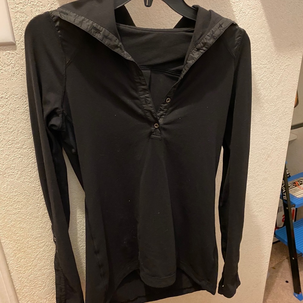 black lulu lemon half zip jacket